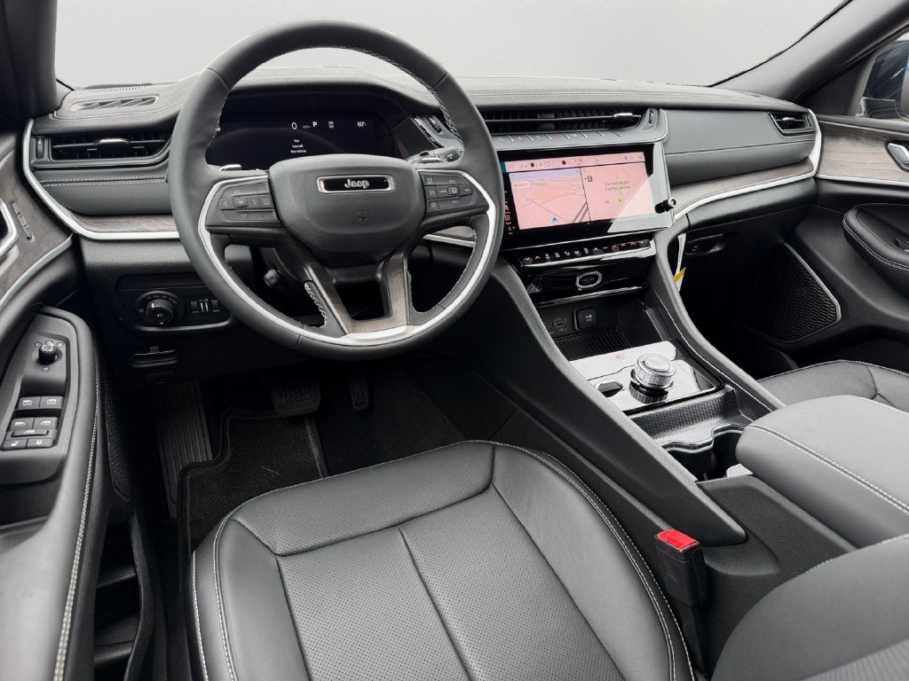 2027 Jeep Grand Cherokee Limited Reserve