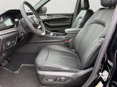 2027 Jeep Grand Cherokee Limited Reserve
