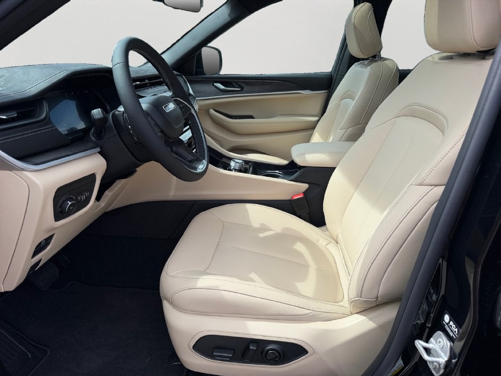 2027 Jeep Grand Cherokee Limited