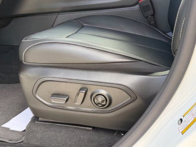 2027 Jeep Grand Cherokee Limited Reserve