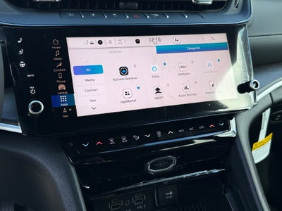 2027 Jeep Grand Cherokee Limited Reserve