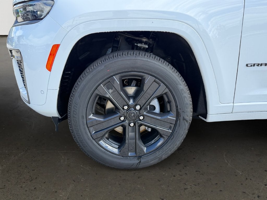 2027 Jeep Grand Cherokee Limited Reserve