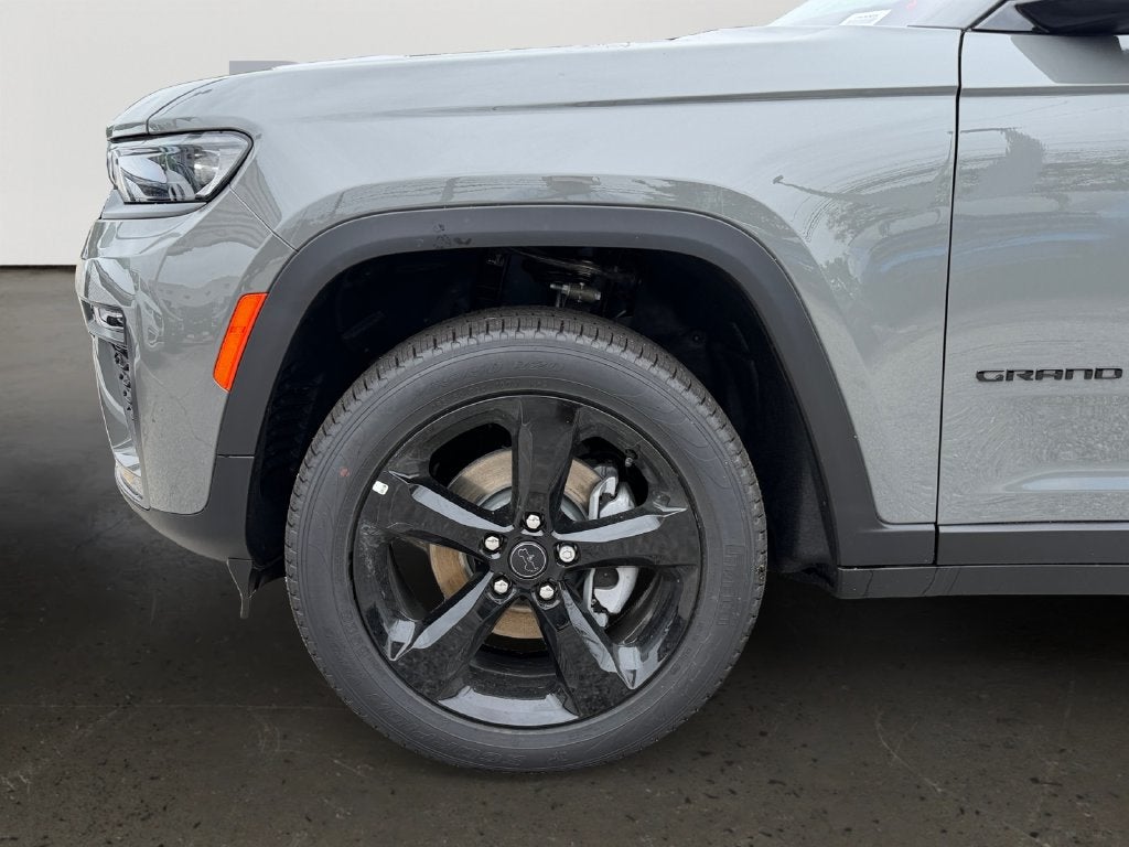 2027 Jeep Grand Cherokee Limited Reserve