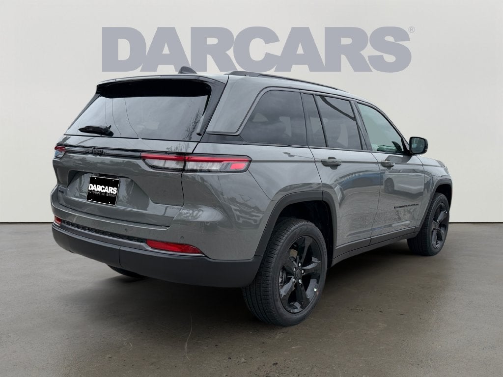 2027 Jeep Grand Cherokee Limited Reserve