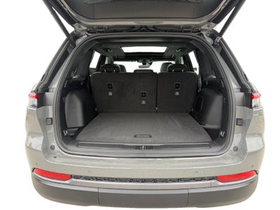 2027 Jeep Grand Cherokee Limited Reserve