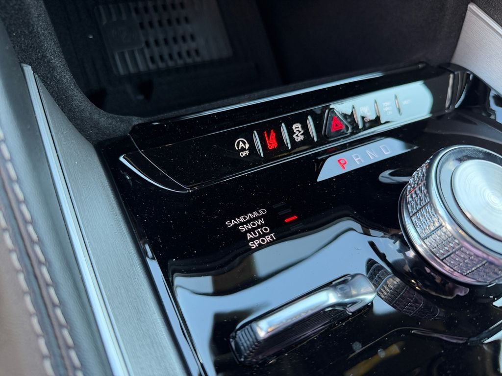 2026 Jeep Grand Wagoneer Limited Altitude