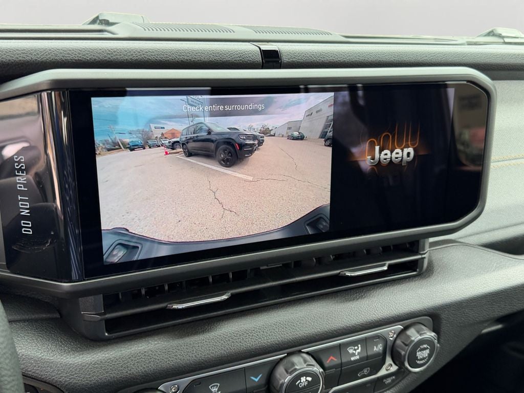 2026 Jeep Gladiator Sport