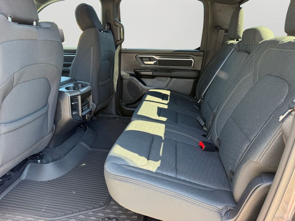 2027 RAM 1500 Big Horn/Lone Star
