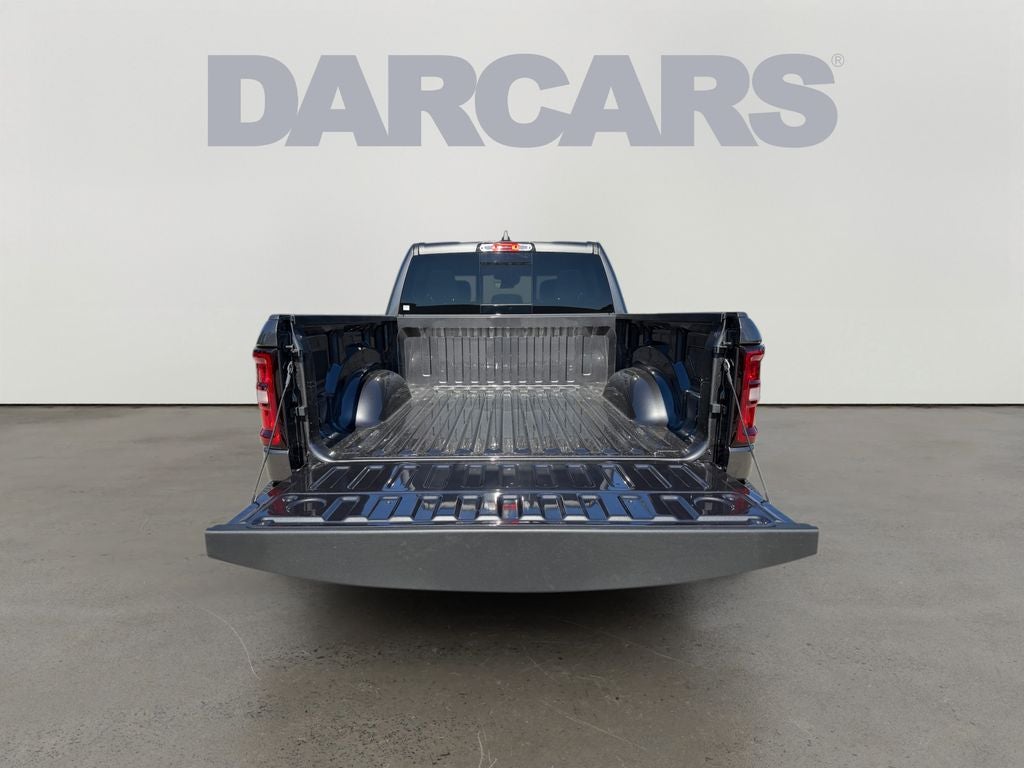 2027 RAM 1500 Big Horn/Lone Star