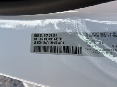 2027 Chrysler Pacifica Select