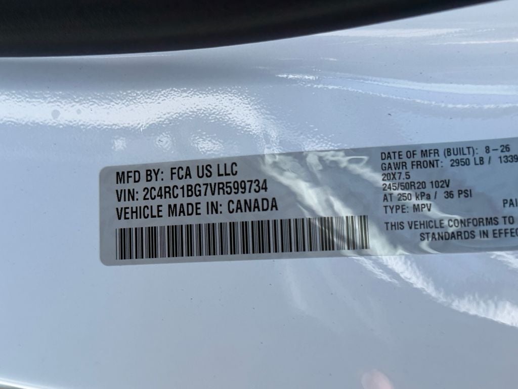 2027 Chrysler Pacifica Select