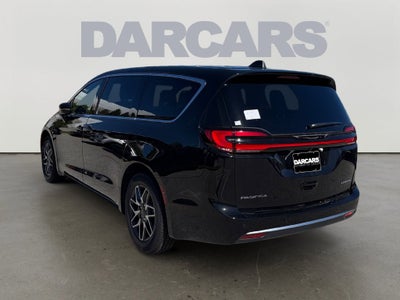 2027 Chrysler Pacifica Limited