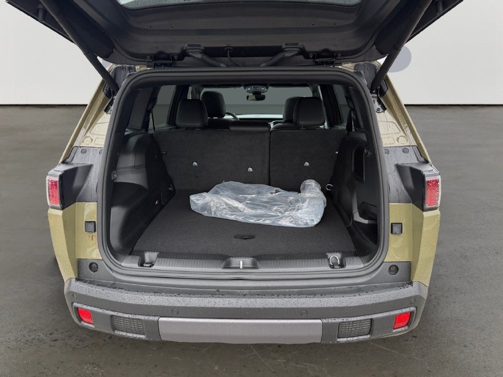 2026 Jeep Cherokee Overland