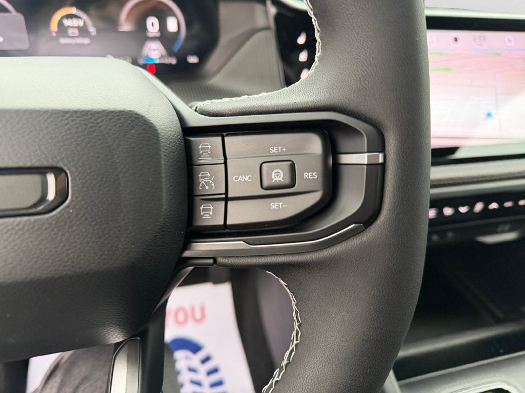 2026 Jeep Cherokee Overland