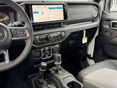 2026 Jeep Wrangler Sahara Sky One-Touch Power Top