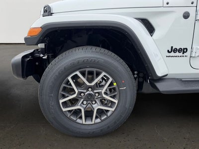 2026 Jeep Wrangler Sahara Sky One-Touch Power Top