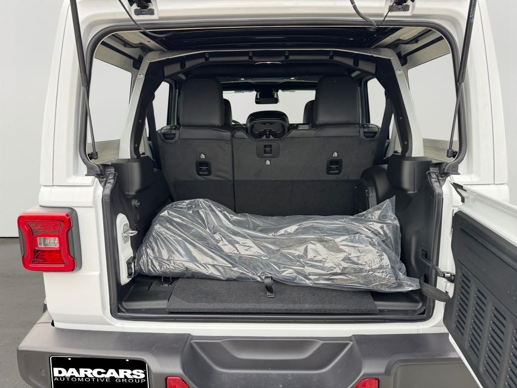 2026 Jeep Wrangler Sahara Sky One-Touch Power Top