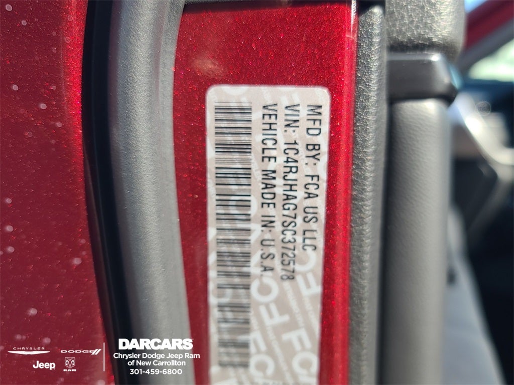 2025 Jeep Grand Cherokee Laredo