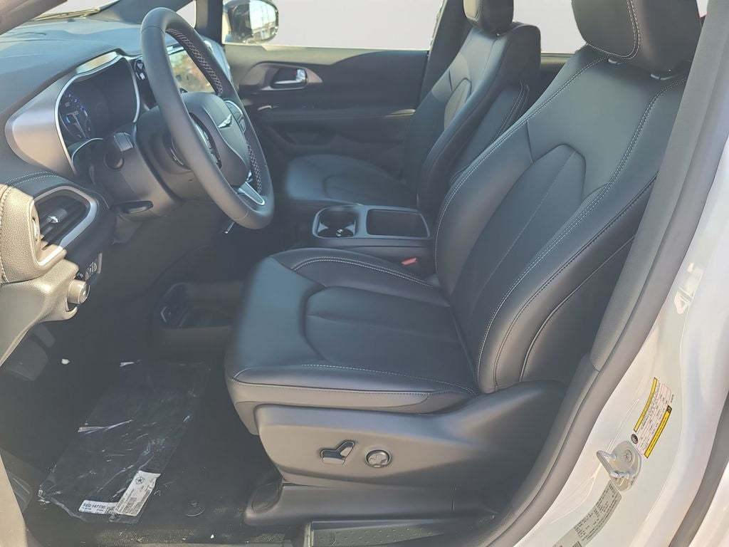 2026 Chrysler Pacifica Select 360 Surround View Camera