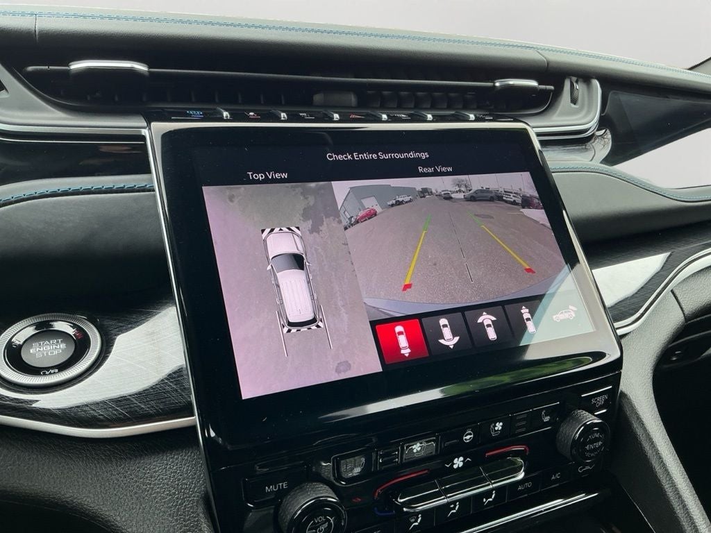 2022 Jeep Grand Cherokee Trailhawk 4xe