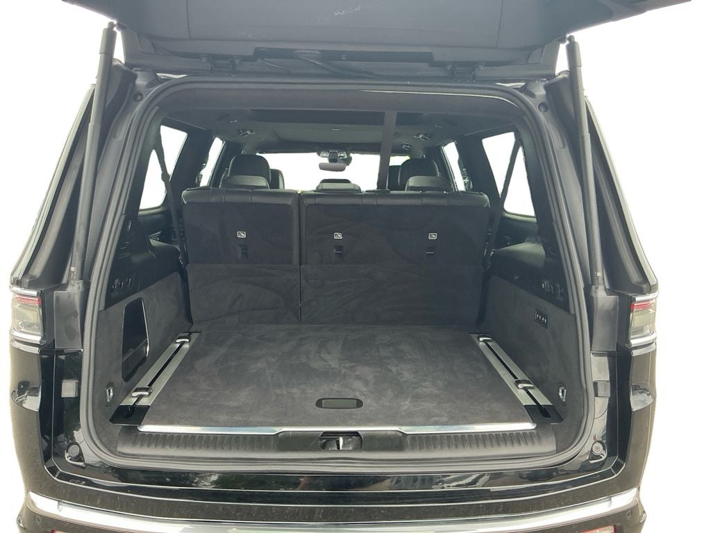 2023 Jeep Grand Wagoneer L Series II
