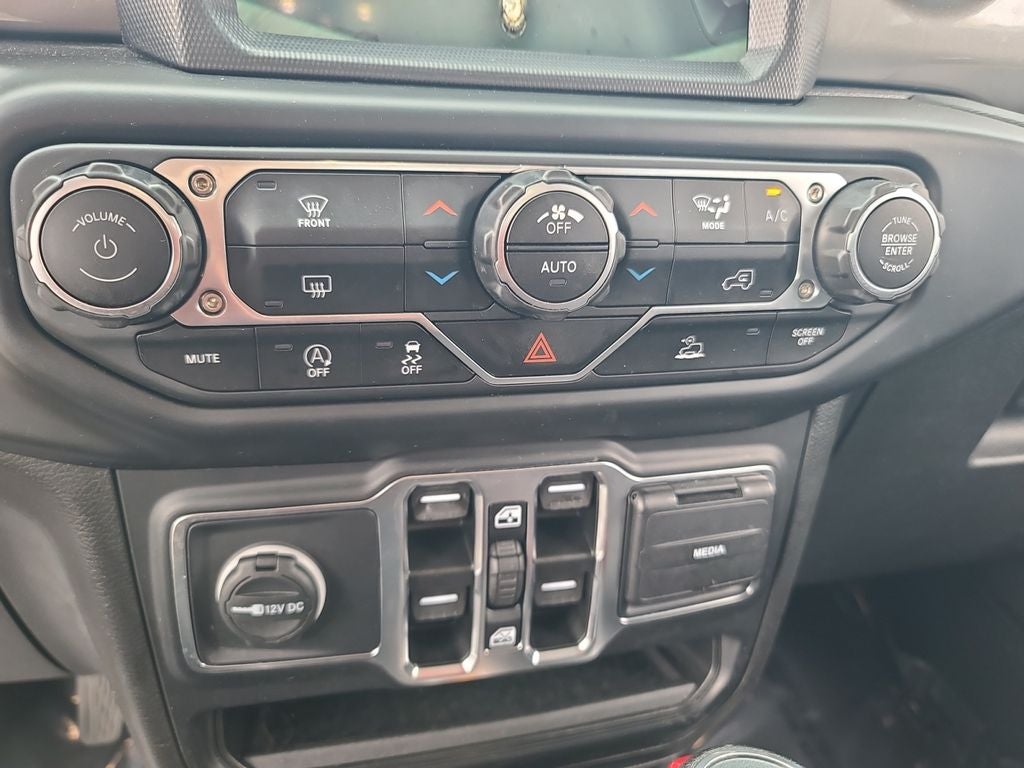 2023 Jeep Gladiator Overland