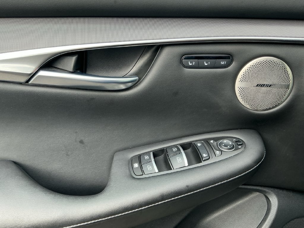 2023 INFINITI QX50 LUXE