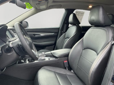 2023 INFINITI QX50 LUXE