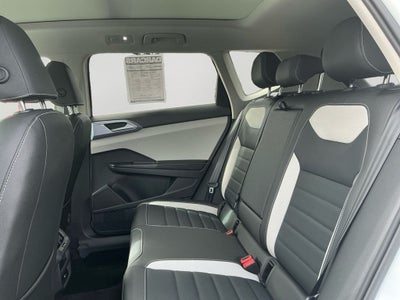 2025 Volkswagen Taos 1.5T SEL