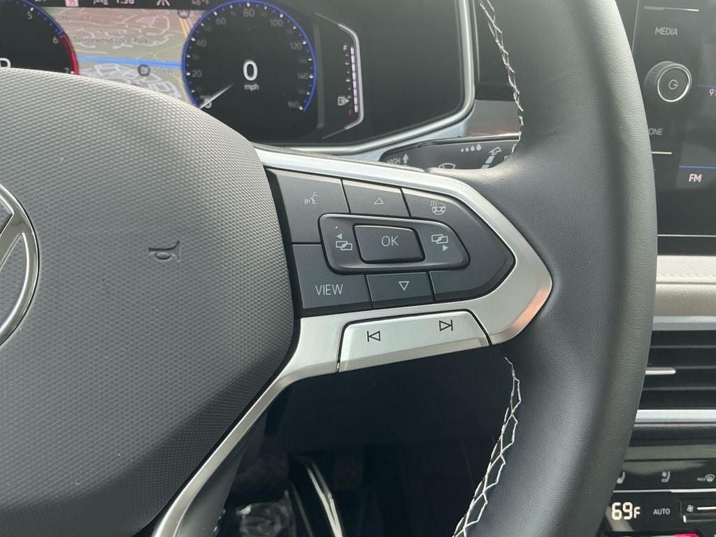 2025 Volkswagen Taos 1.5T SEL