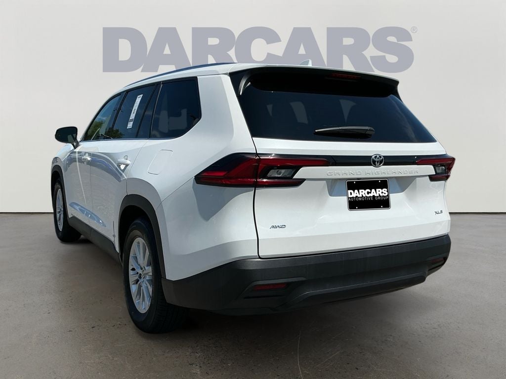 2025 Toyota Grand Highlander XLE