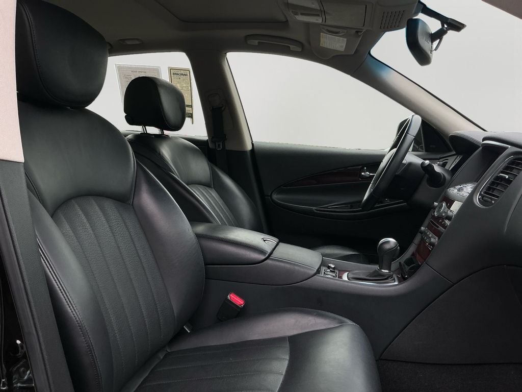2017 INFINITI QX50 Base