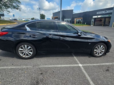 2015 INFINITI Q50 Premium