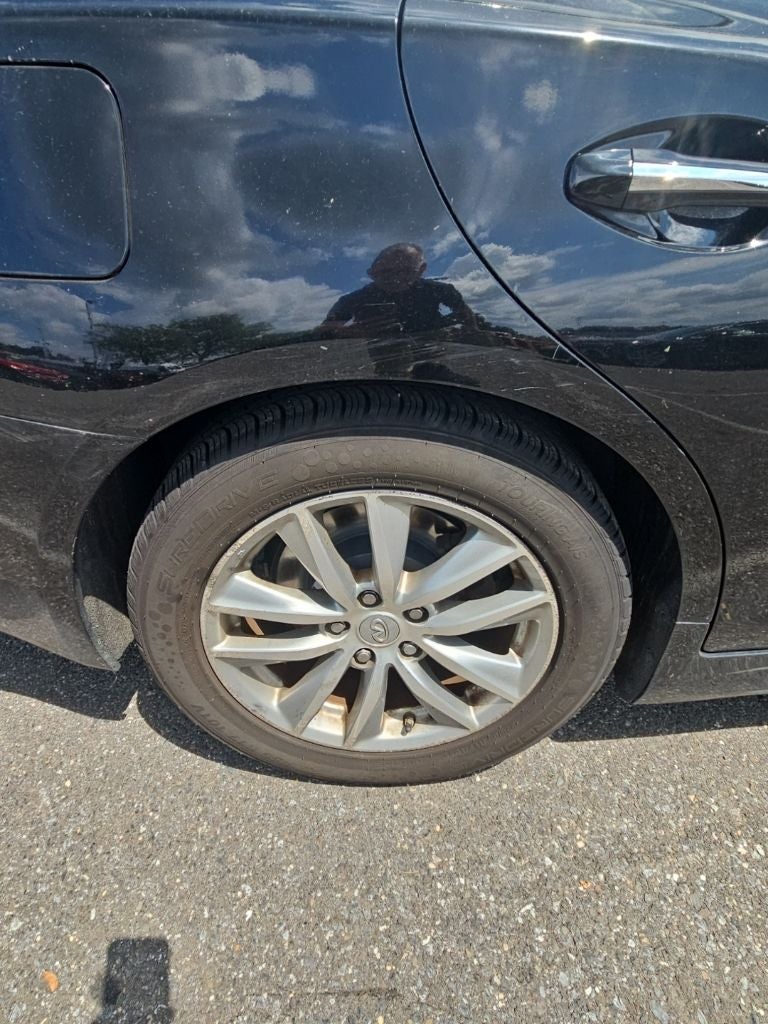 2015 INFINITI Q50 Premium