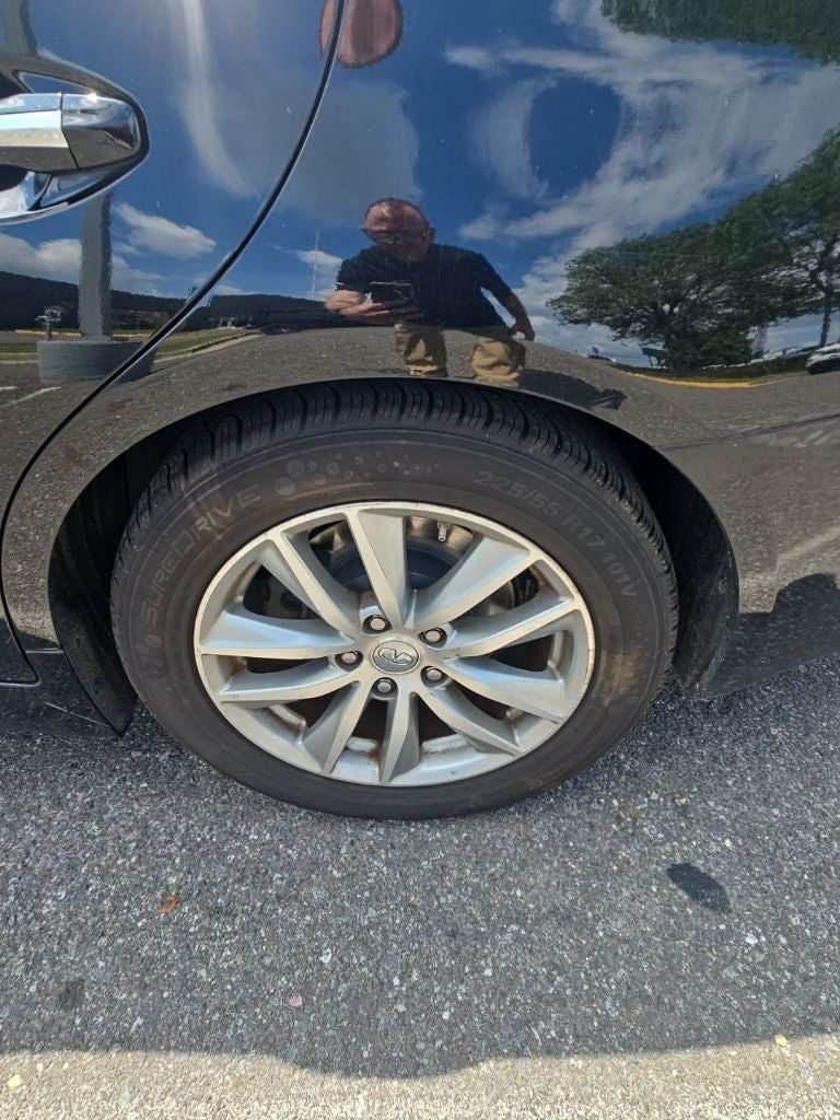 2015 INFINITI Q50 Premium