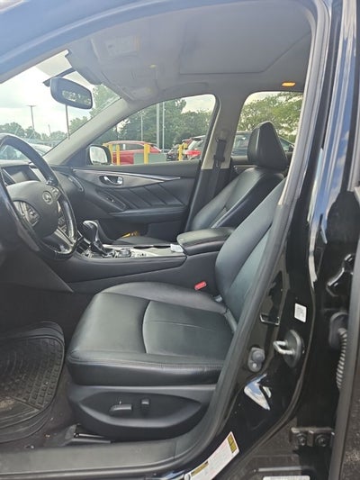 2015 INFINITI Q50 Premium