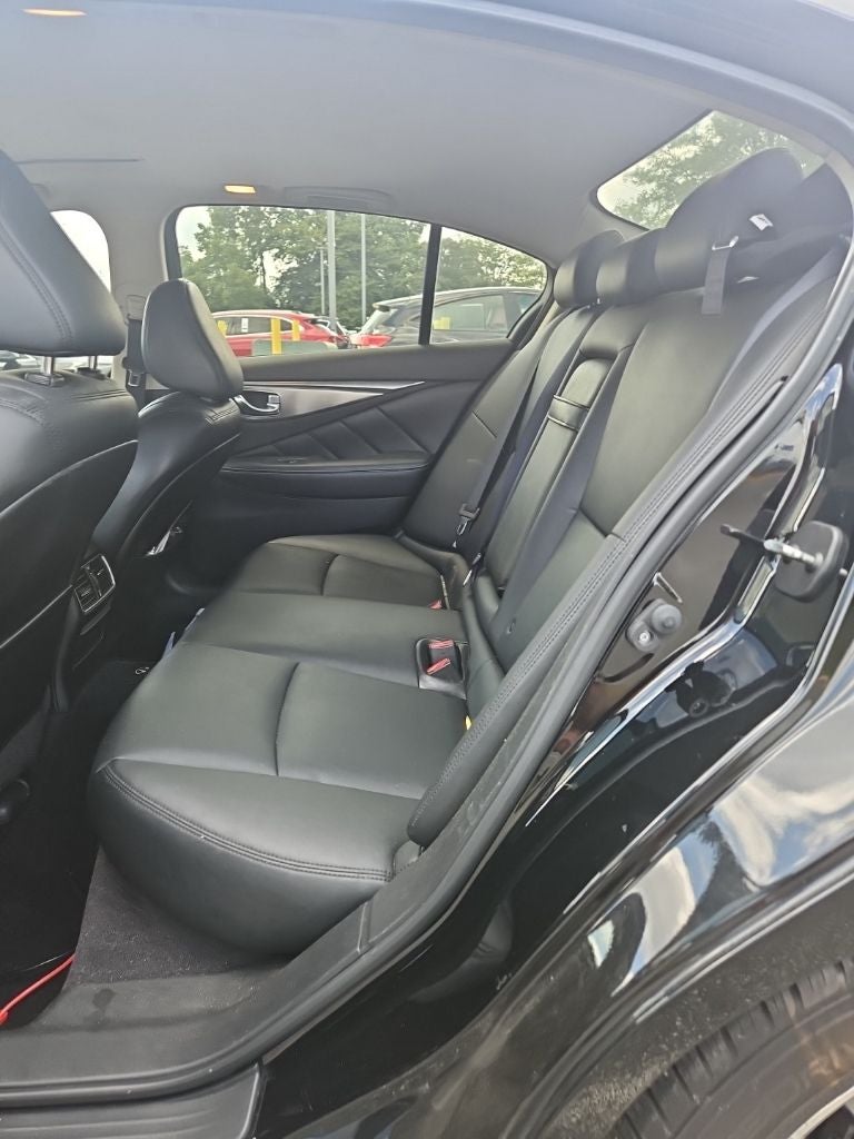 2015 INFINITI Q50 Premium