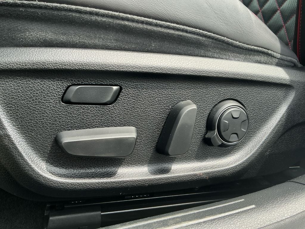 2023 Genesis G70 3.3T