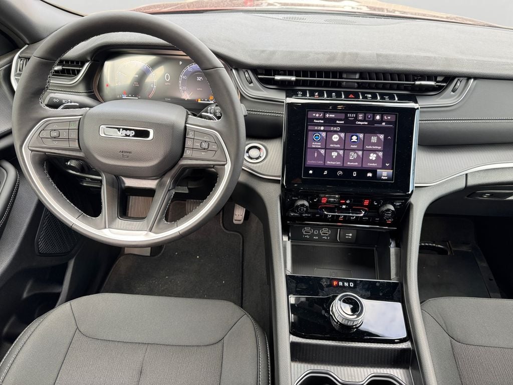 2025 Jeep Grand Cherokee Laredo X